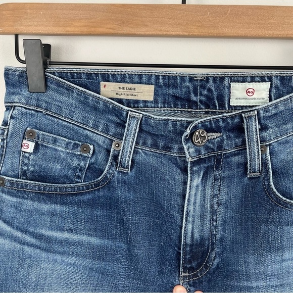 AG Adriano Goldschmied Women’s size 26‎ The Sadie High-Rise Short EUC - Picture 2 of 8